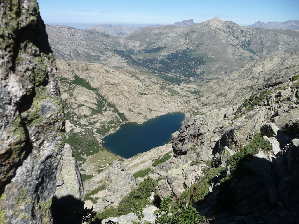 Lake Capitello seen from the hiking trail, Restonica valley